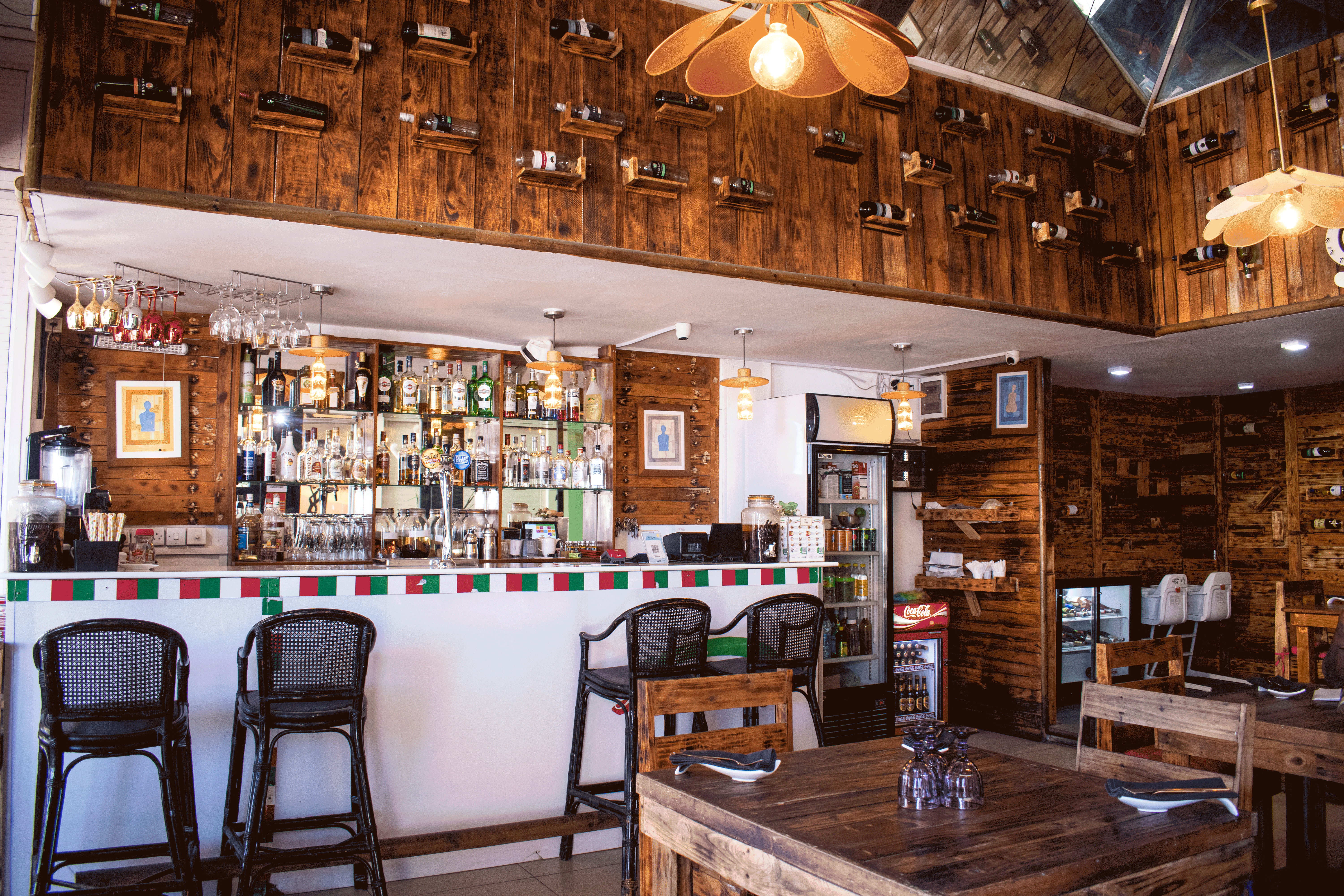 Melanzana Restaurant Ambiance